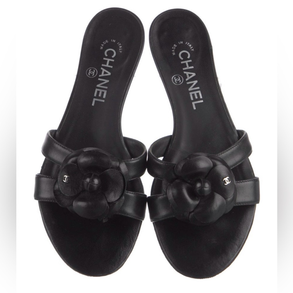 Chanel Navy Camellia Interlocking CC Leather Slides